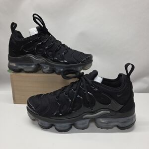 Black Nike Air VaporMax Plus Sneakers